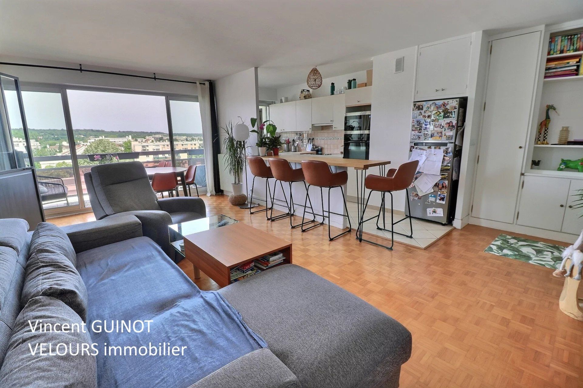 Condominium in Le Pecq, Ile-de-France 12848167