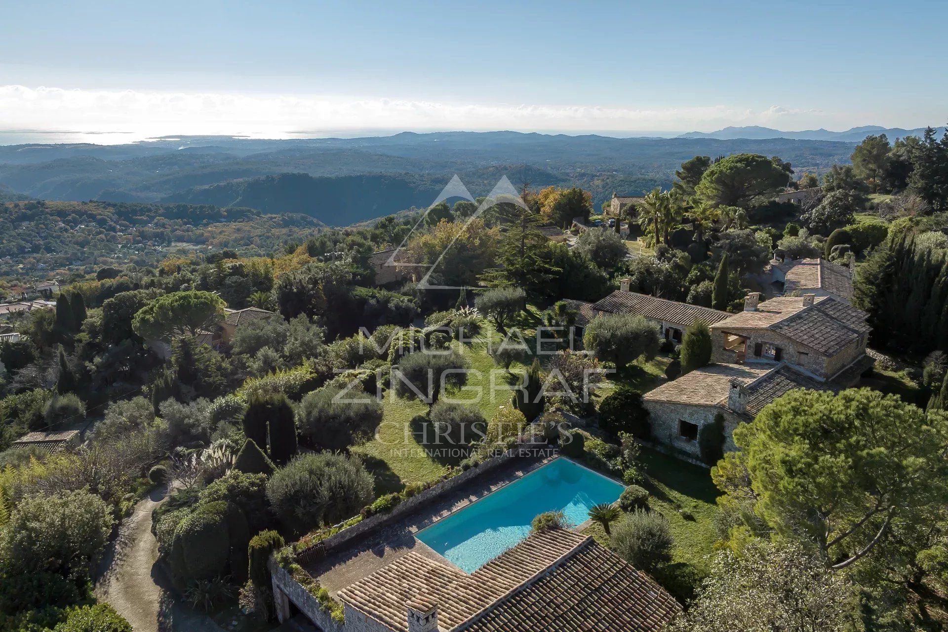 casa no Tourrettes-sur-Loup, Provence-Alpes-Cote d'Azur 12849258