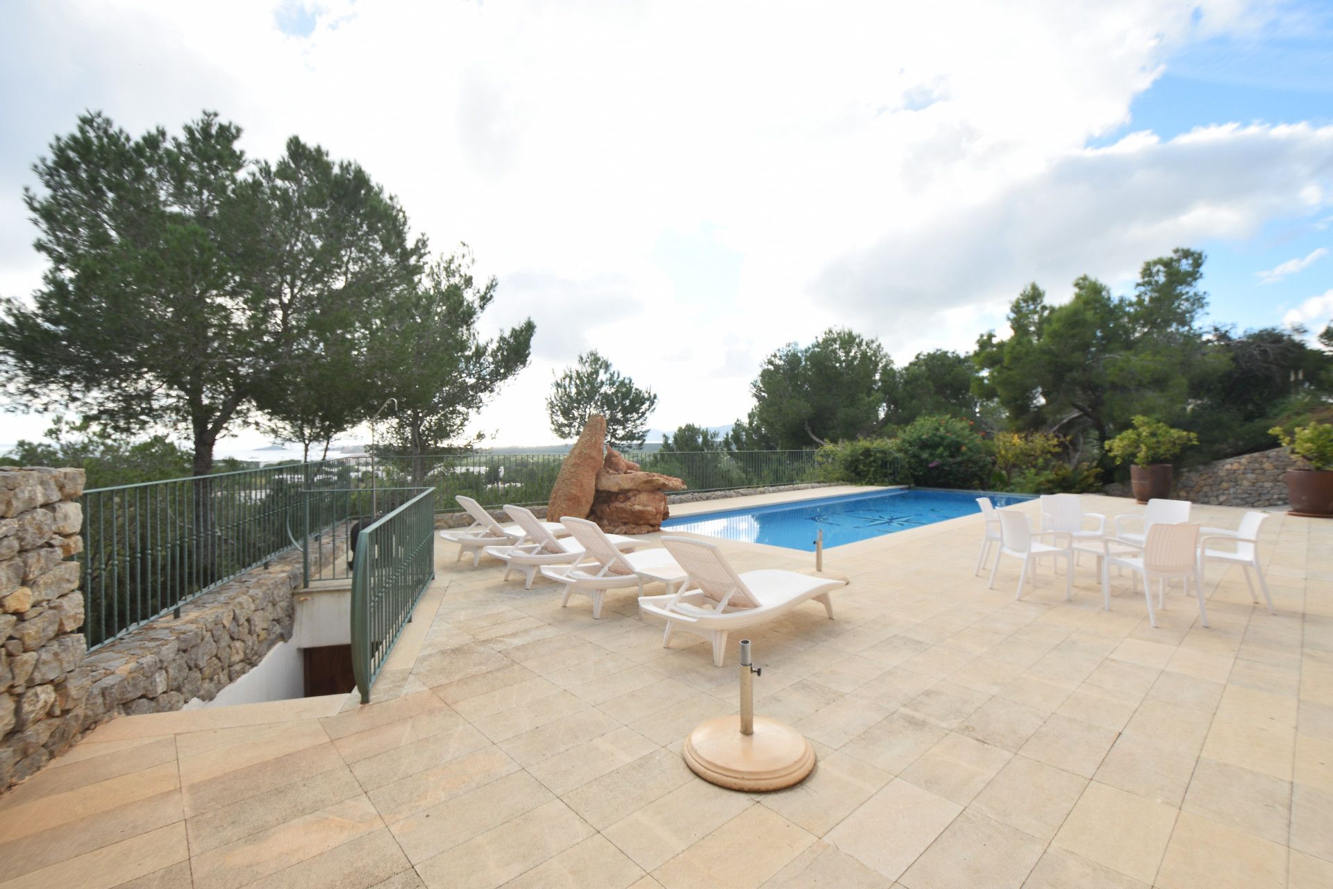 Будинок в Santa Eulària des Riu, Illes Balears 12849386