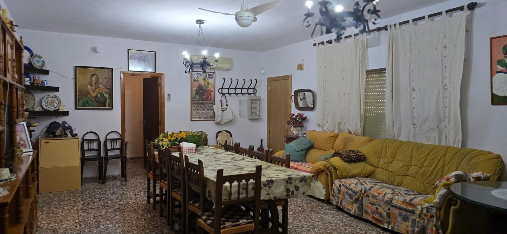 Rumah di memantul, Murcia 12850852