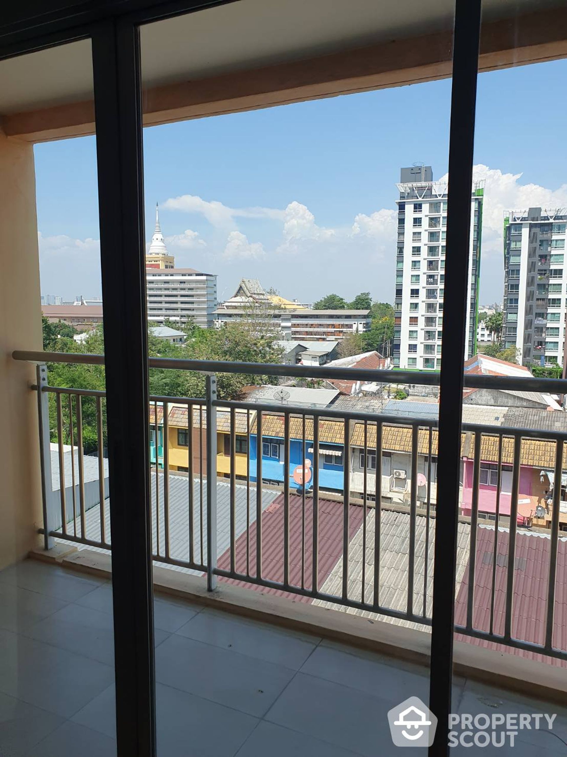 Condominium in , Krung Thep Maha Nakhon 12851331