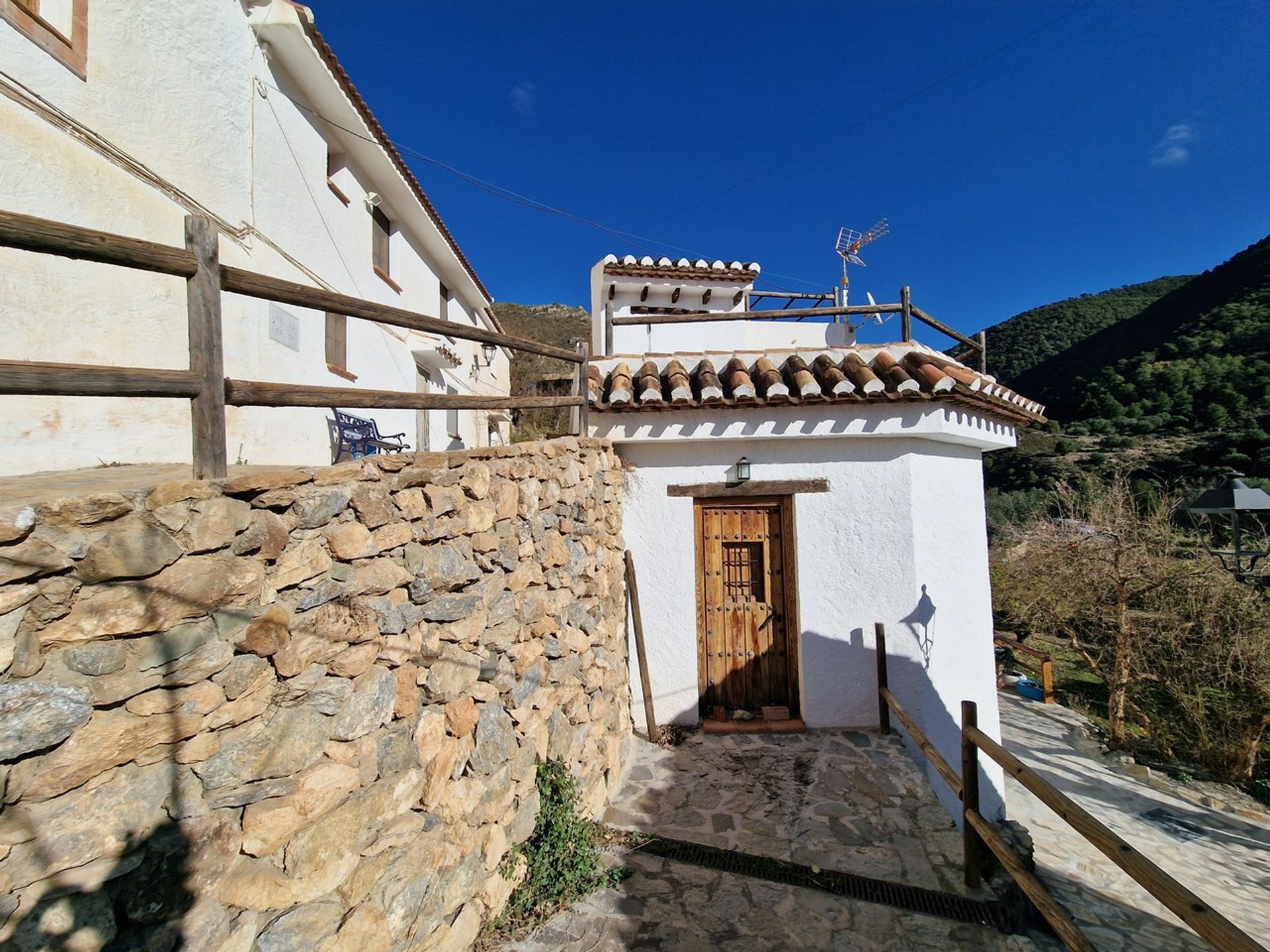 Huis in Alcaucin, Andalusië 12851773