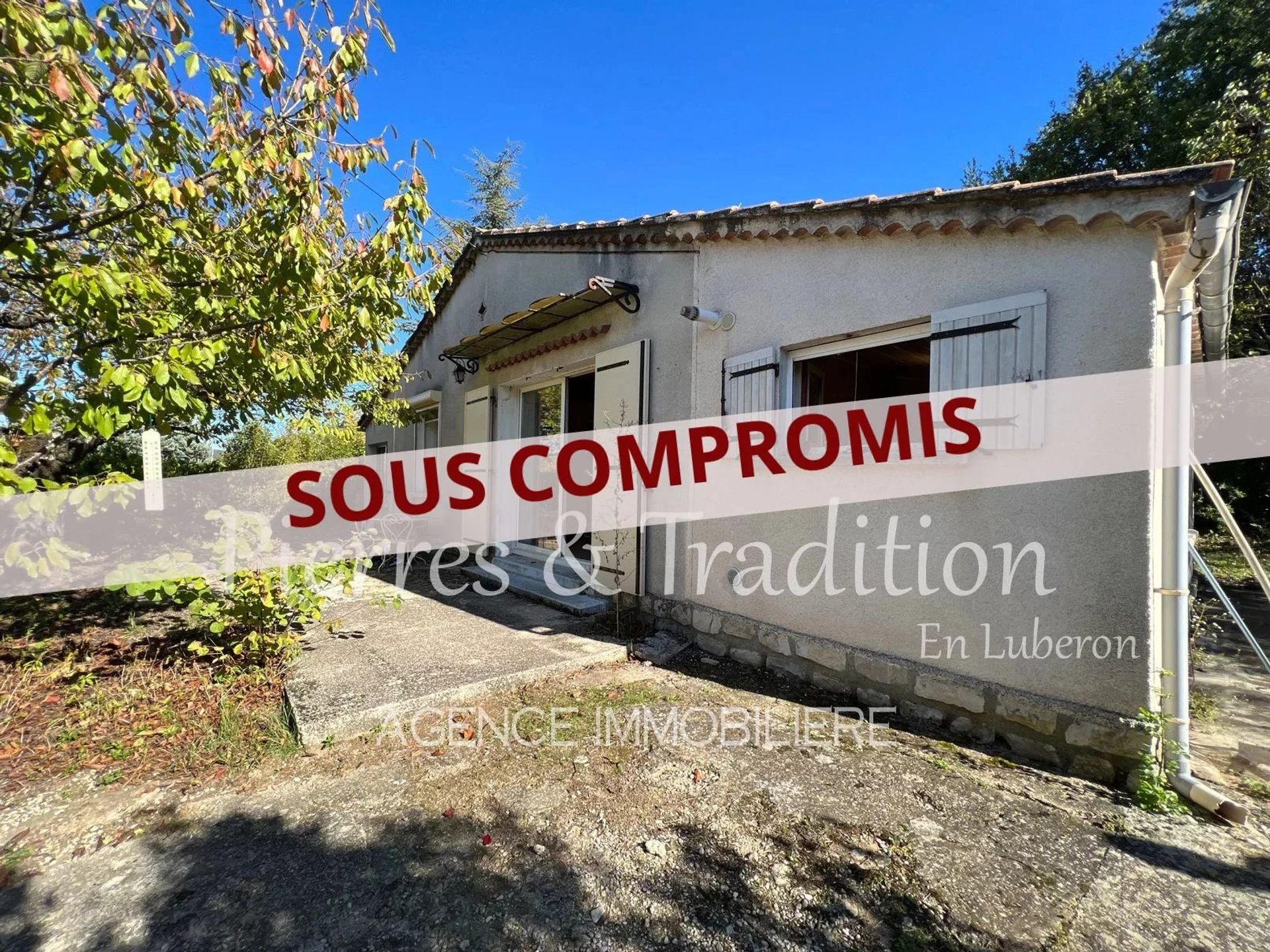 rumah dalam Cereste, Provence-Alpes-Cote d'Azur 12852761