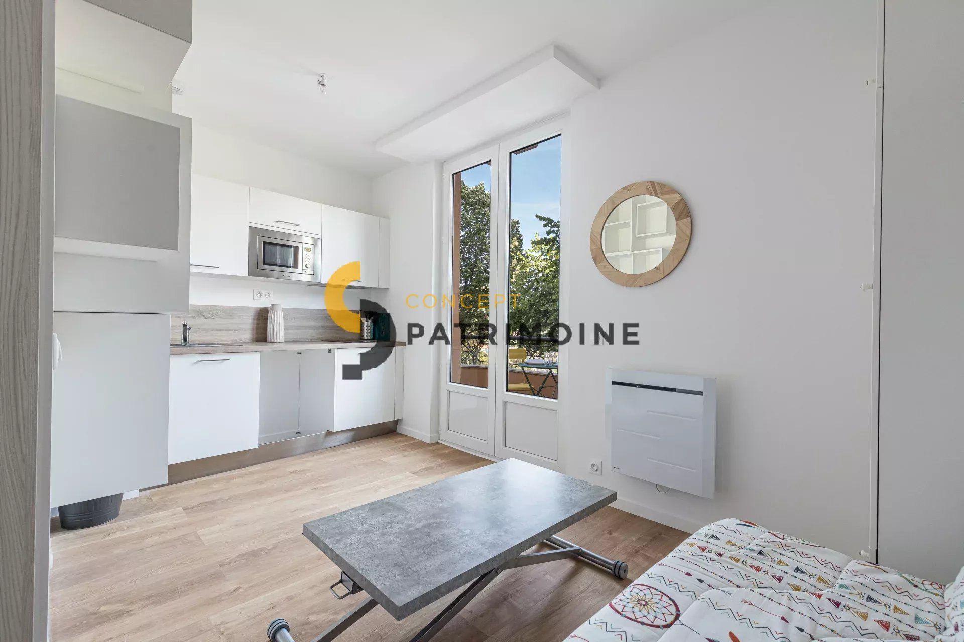 Residential in Nice, Alpes-Maritimes 12852777