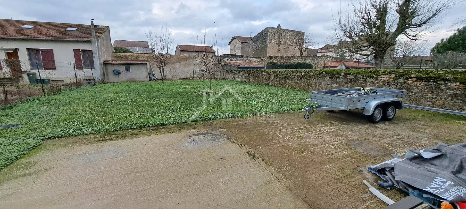 Yang lain dalam Pont-à-Mousson, Meurthe-et-Moselle 12852780