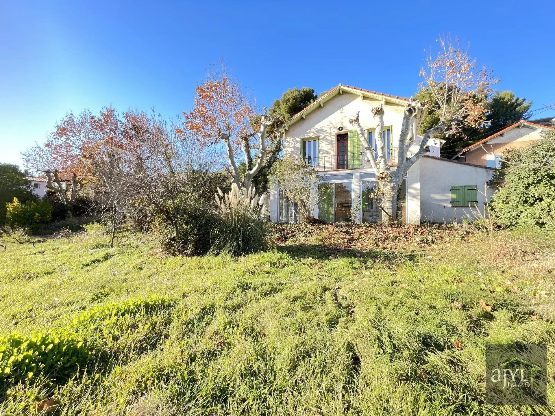 House in Septemes-les-Vallons, Provence-Alpes-Cote d'Azur 12852791