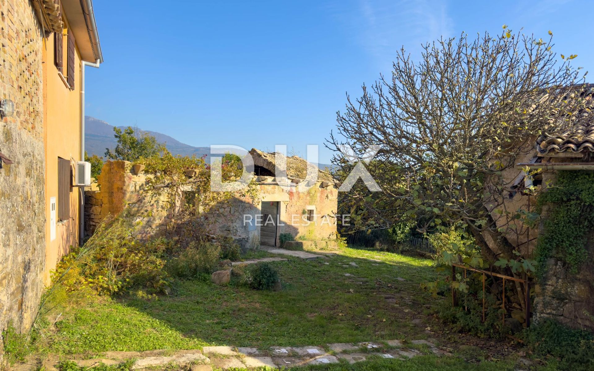 House in Boljunsko Polje, Istria County 12852812