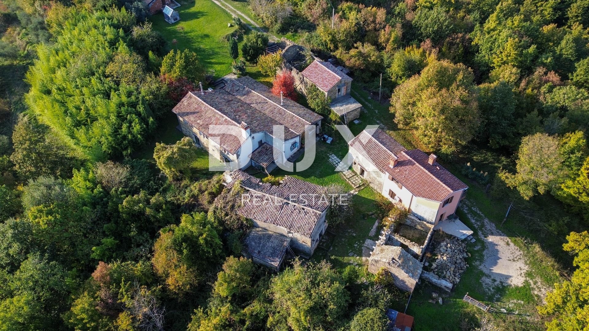 Rumah di Boljunsko Polje, Istria County 12852812