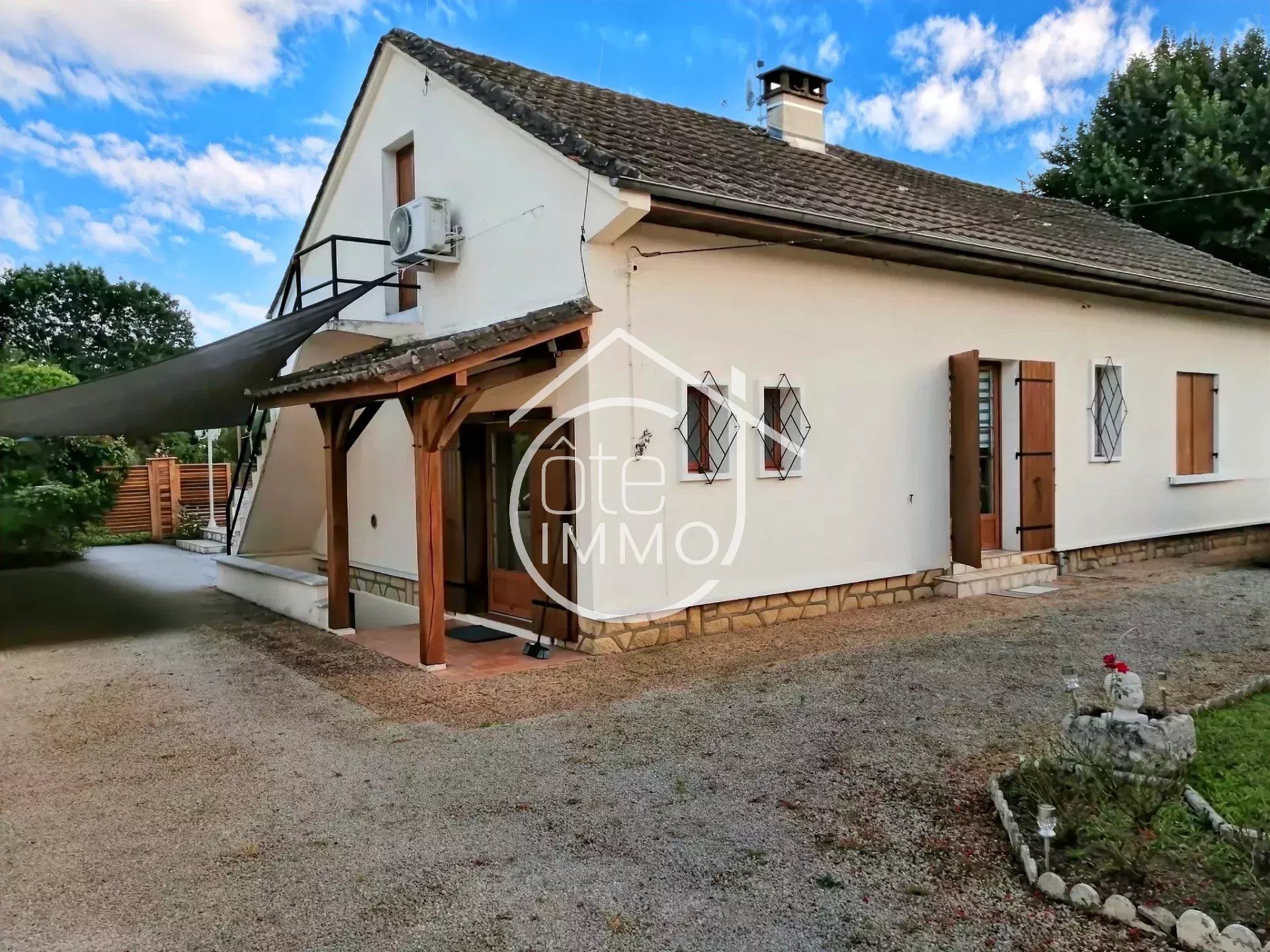 casa no Mouleydier, Nouvelle-Aquitaine 12854473