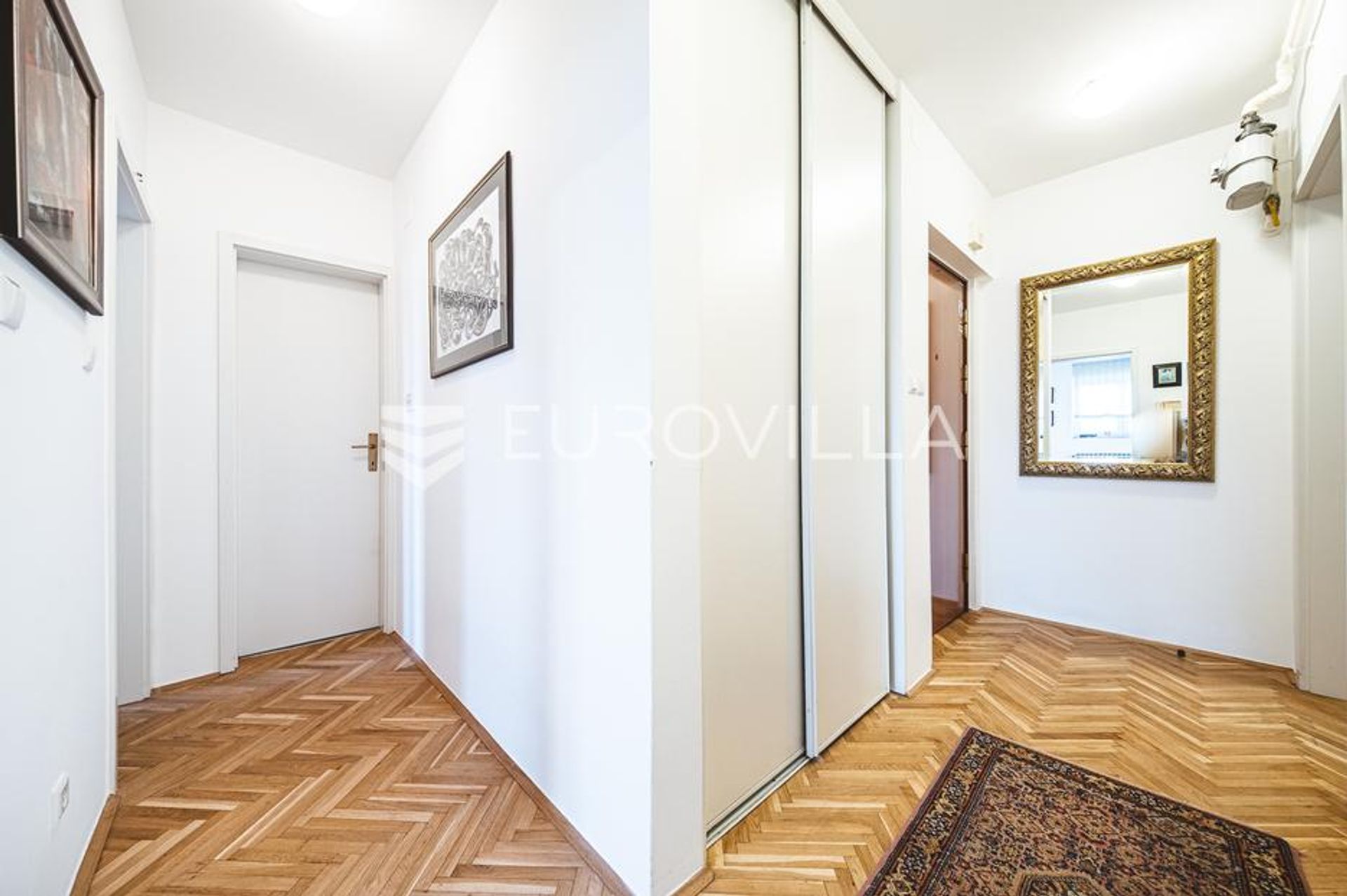 Condominium dans Sestine, Zagreb, Grad 12854491