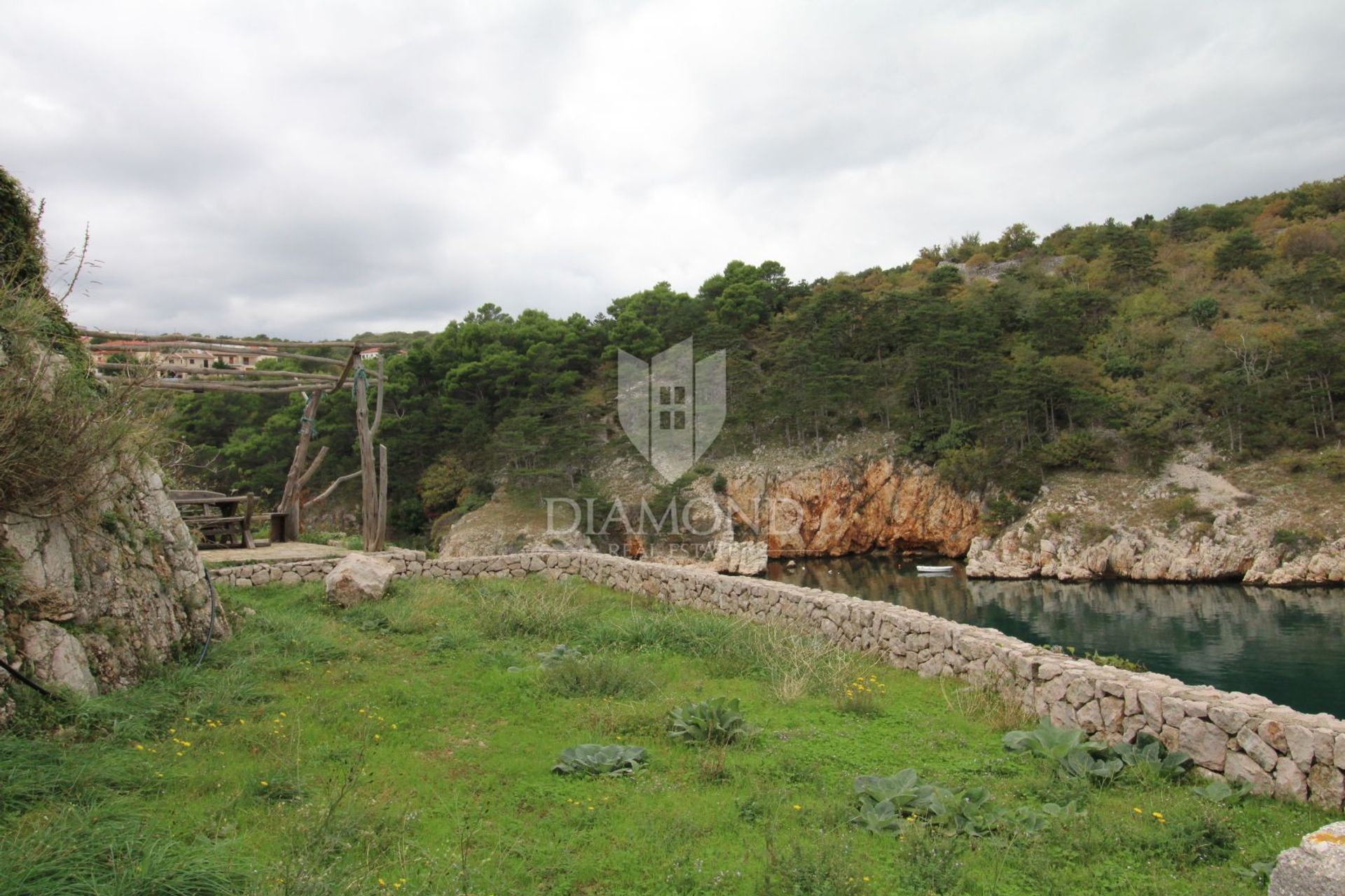 casa no Vrbnik, Primorje-Gorski Kotar County 12854590