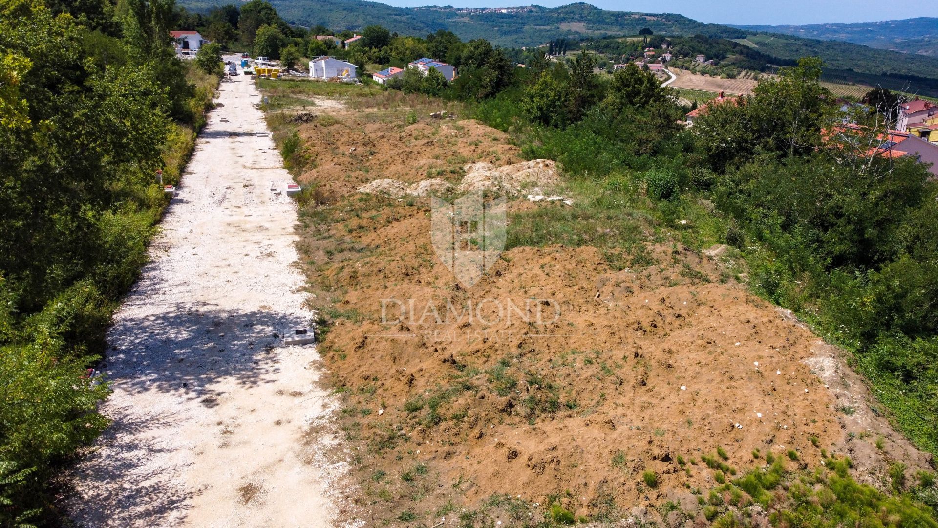 Land i Brkač, Istria County 12854960