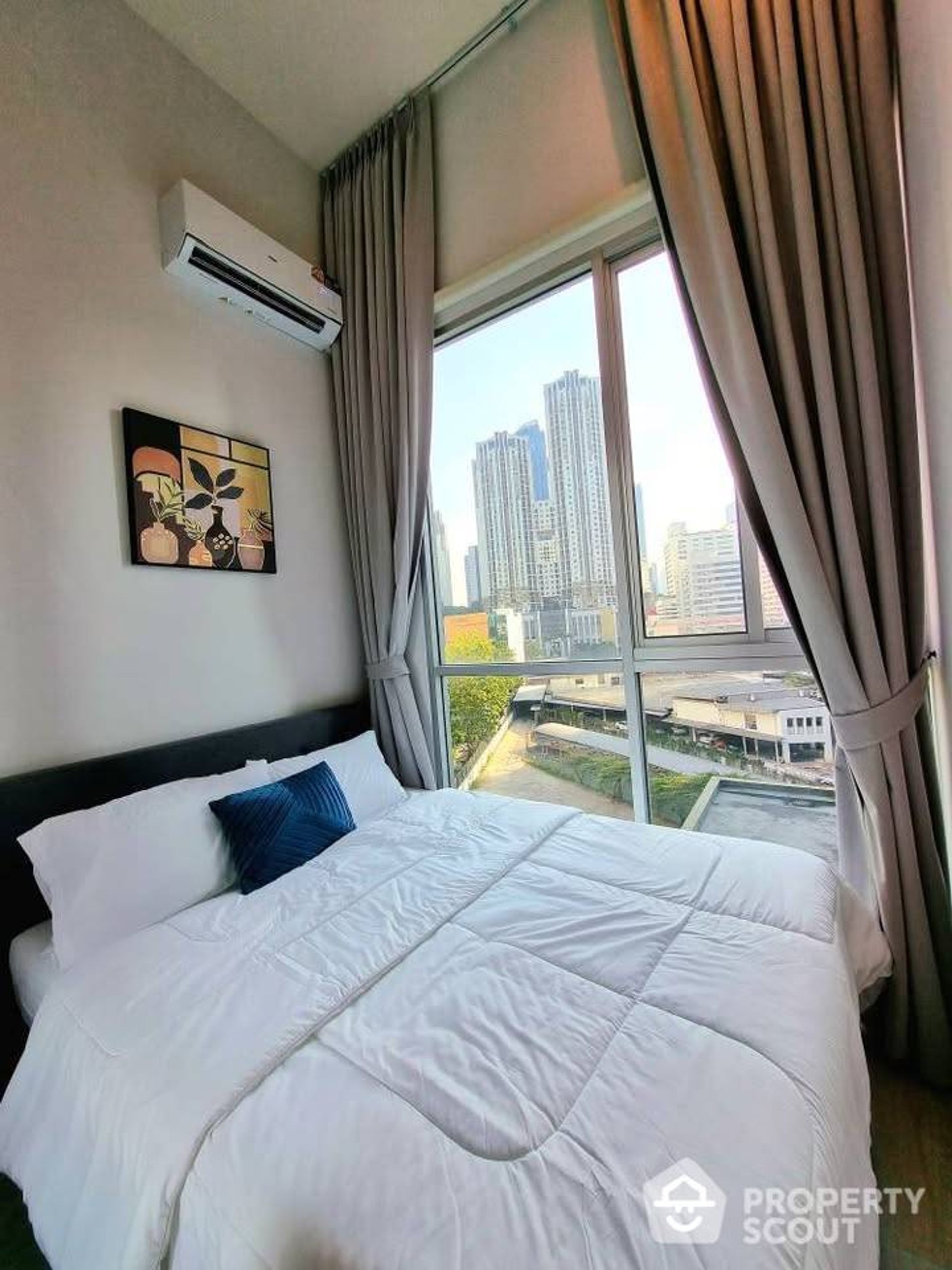 Condominium in Ban Na Song, Krung Thep Maha Nakhon 12855139