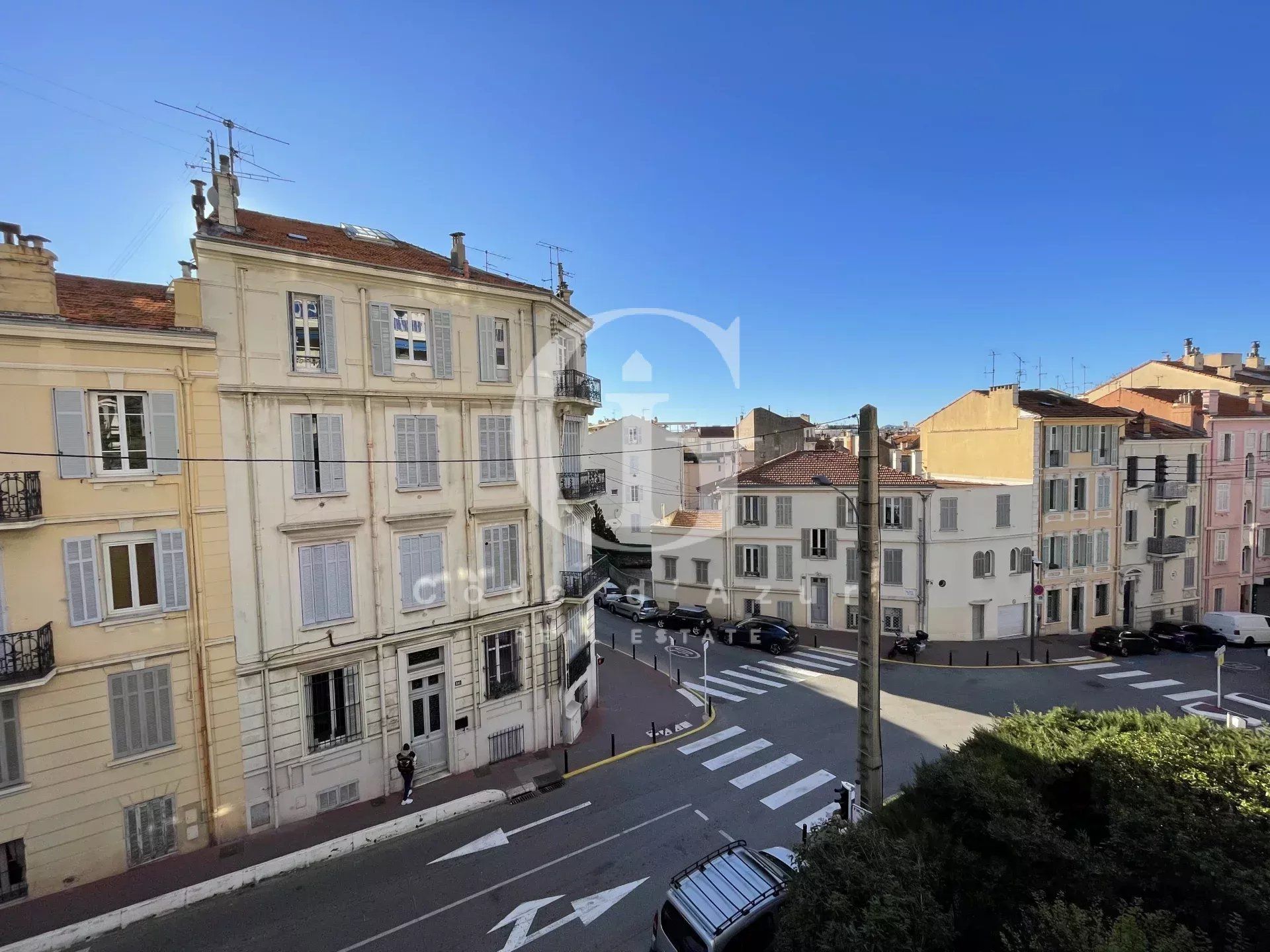 Condominium in Cannes, Provence-Alpes-Cote d'Azur 12855998