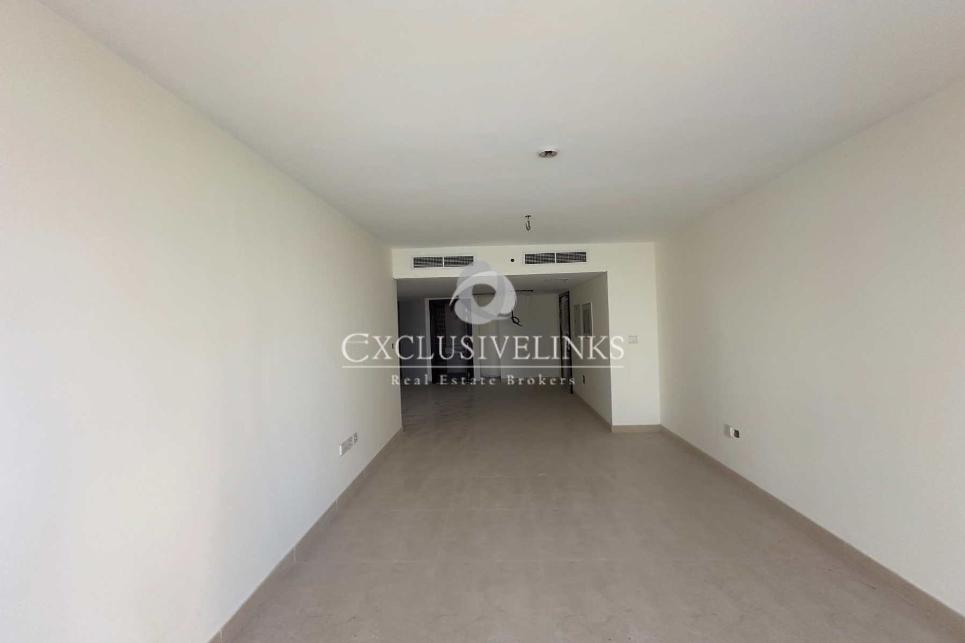 Condominium in Dubai, Dubai 12858900