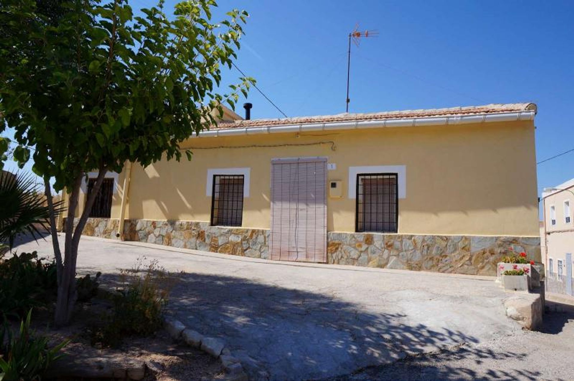 casa en El Xinorlet, Comunidad Valenciana 12859423