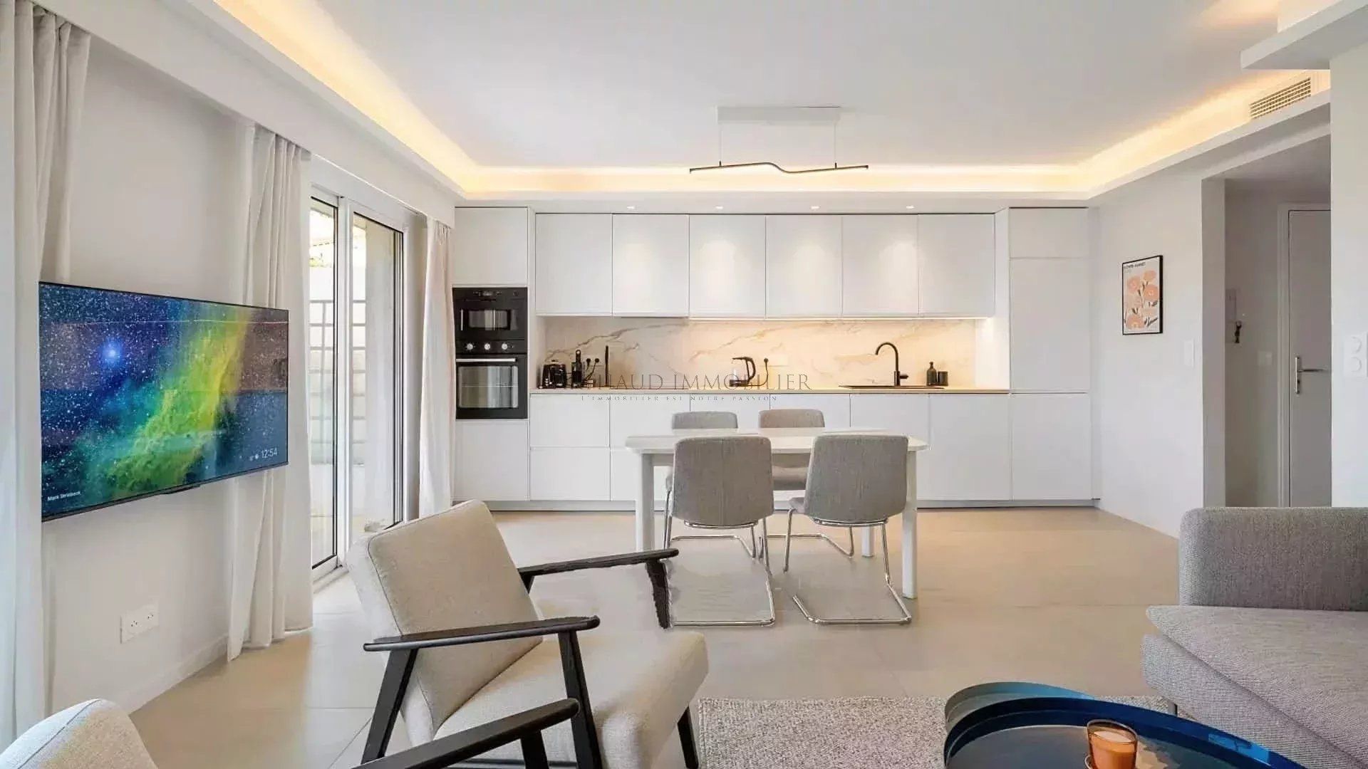 Condominio nel Cannes, Alpes-Maritimes 12860318