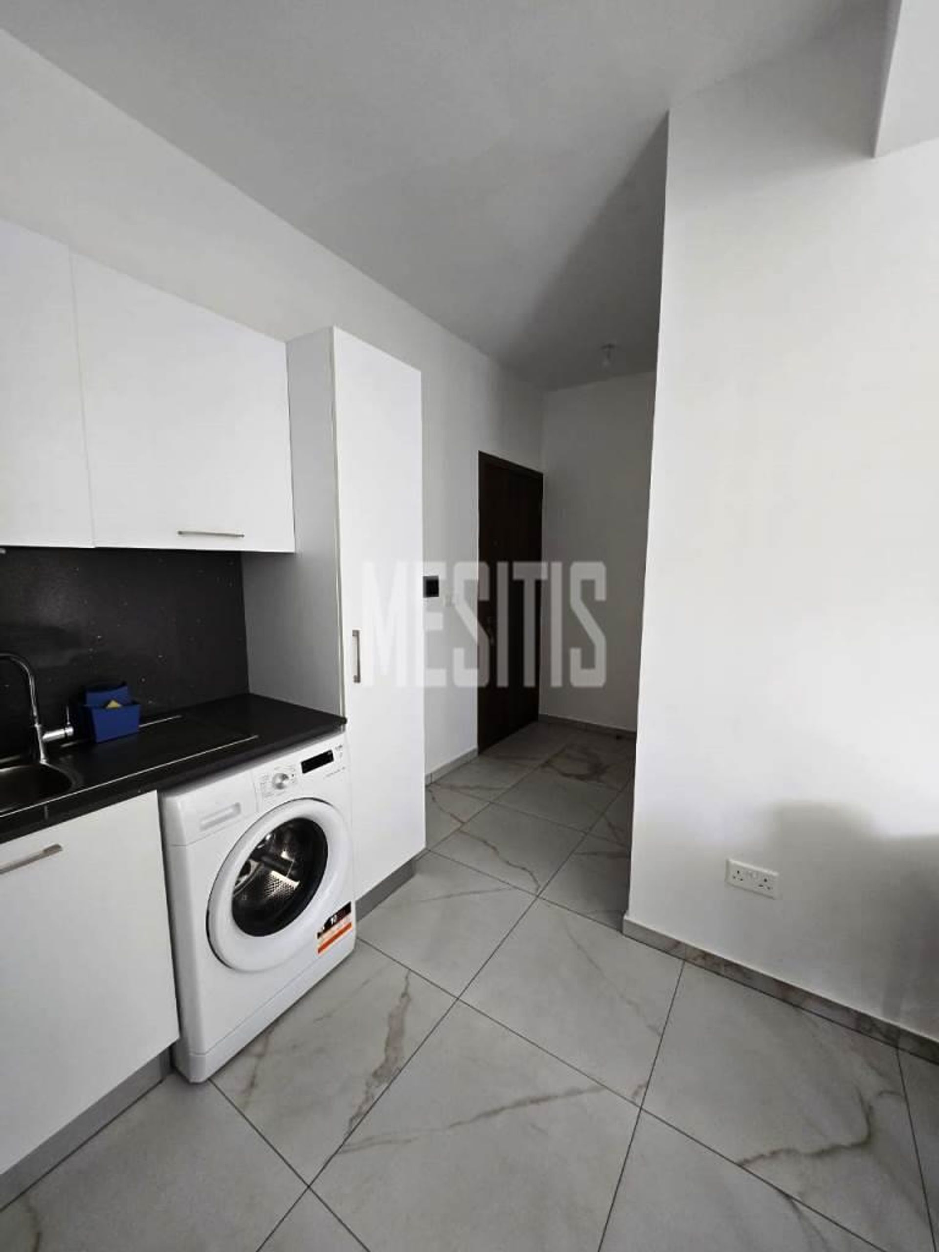 Condominio en Nicosia, Lefkosia 12860418