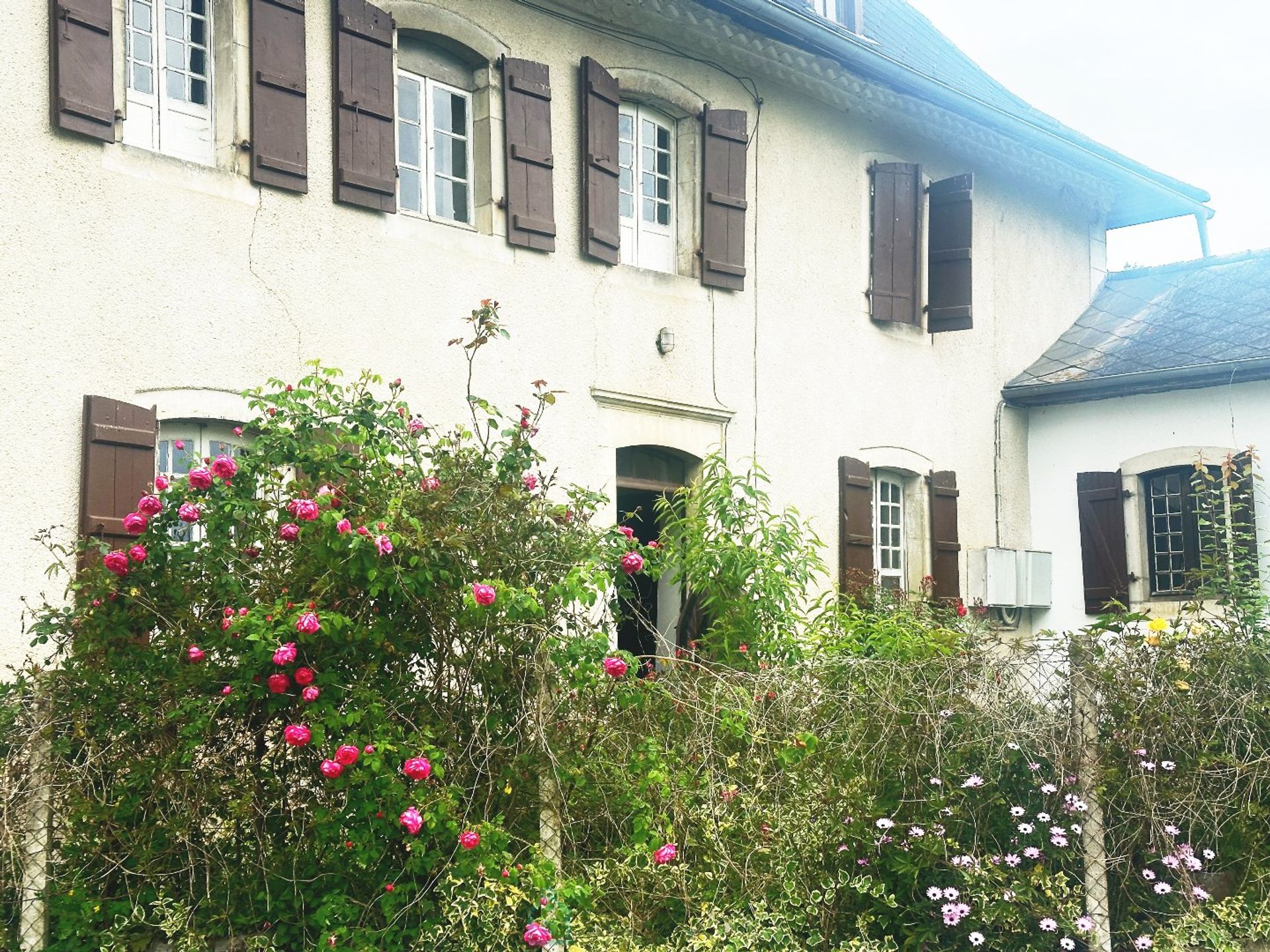 سكني في Charritte-de-Bas, Nouvelle-Aquitaine 12860516