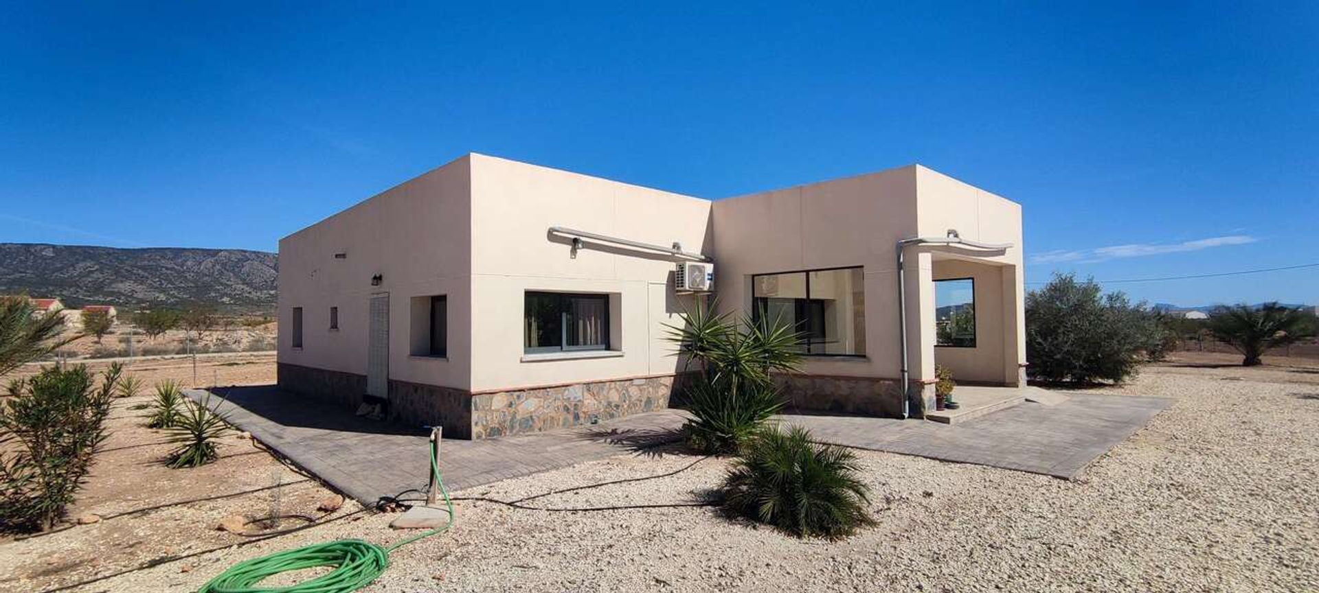 House in Pinoso, Comunidad Valenciana 12861481