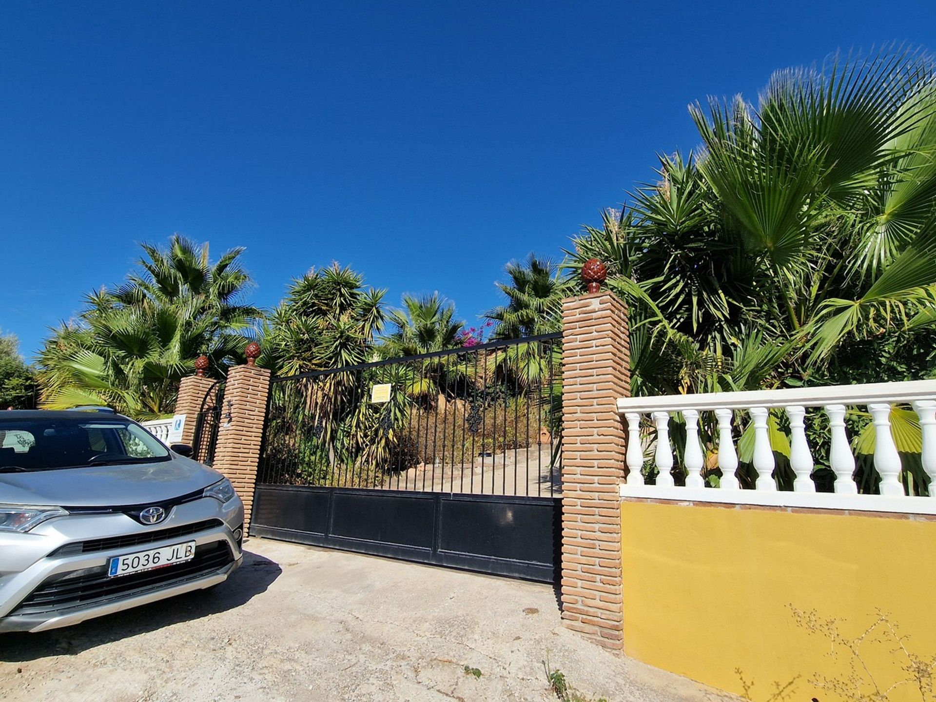 House in Alcaucín, Andalucía 12861694