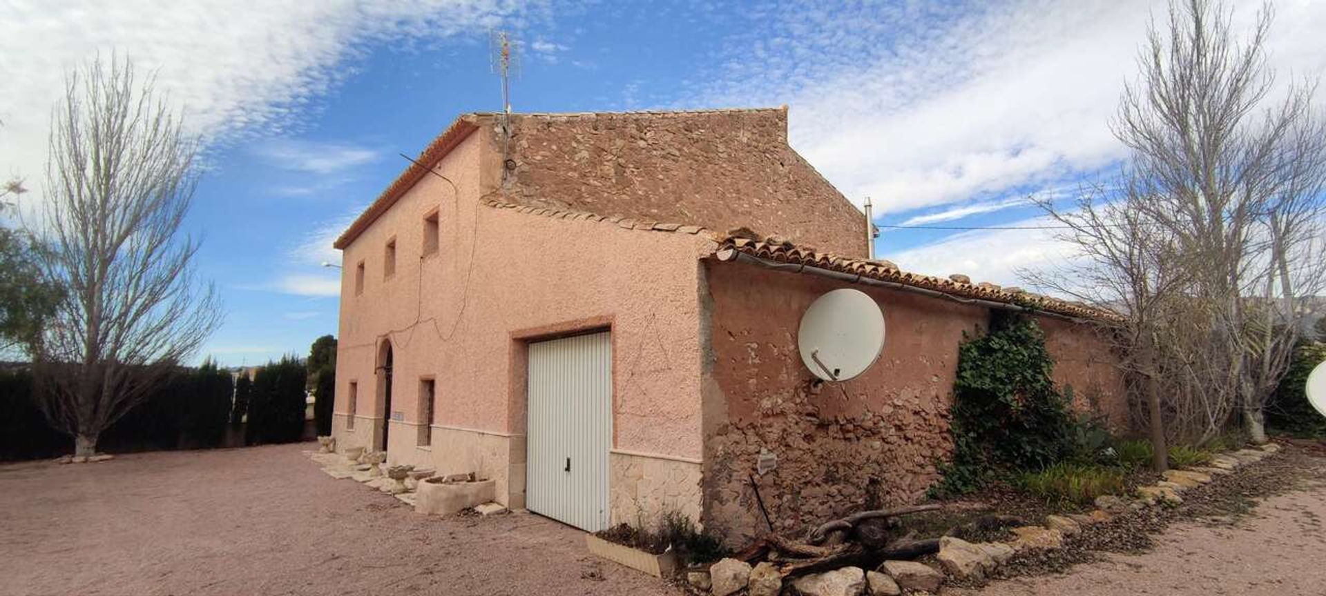 House in Pinoso, Comunidad Valenciana 12861906