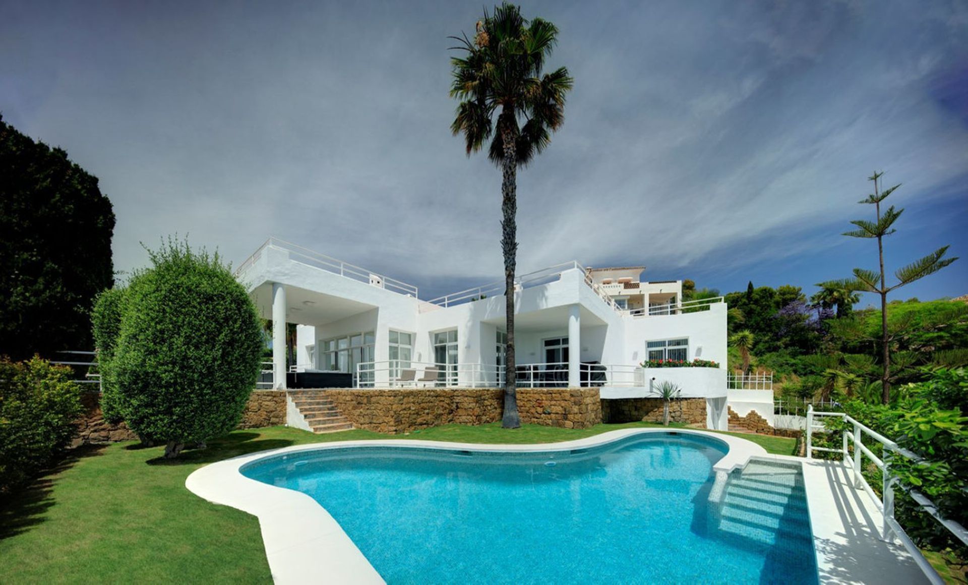 House in Marbella, Andalusia 12862292