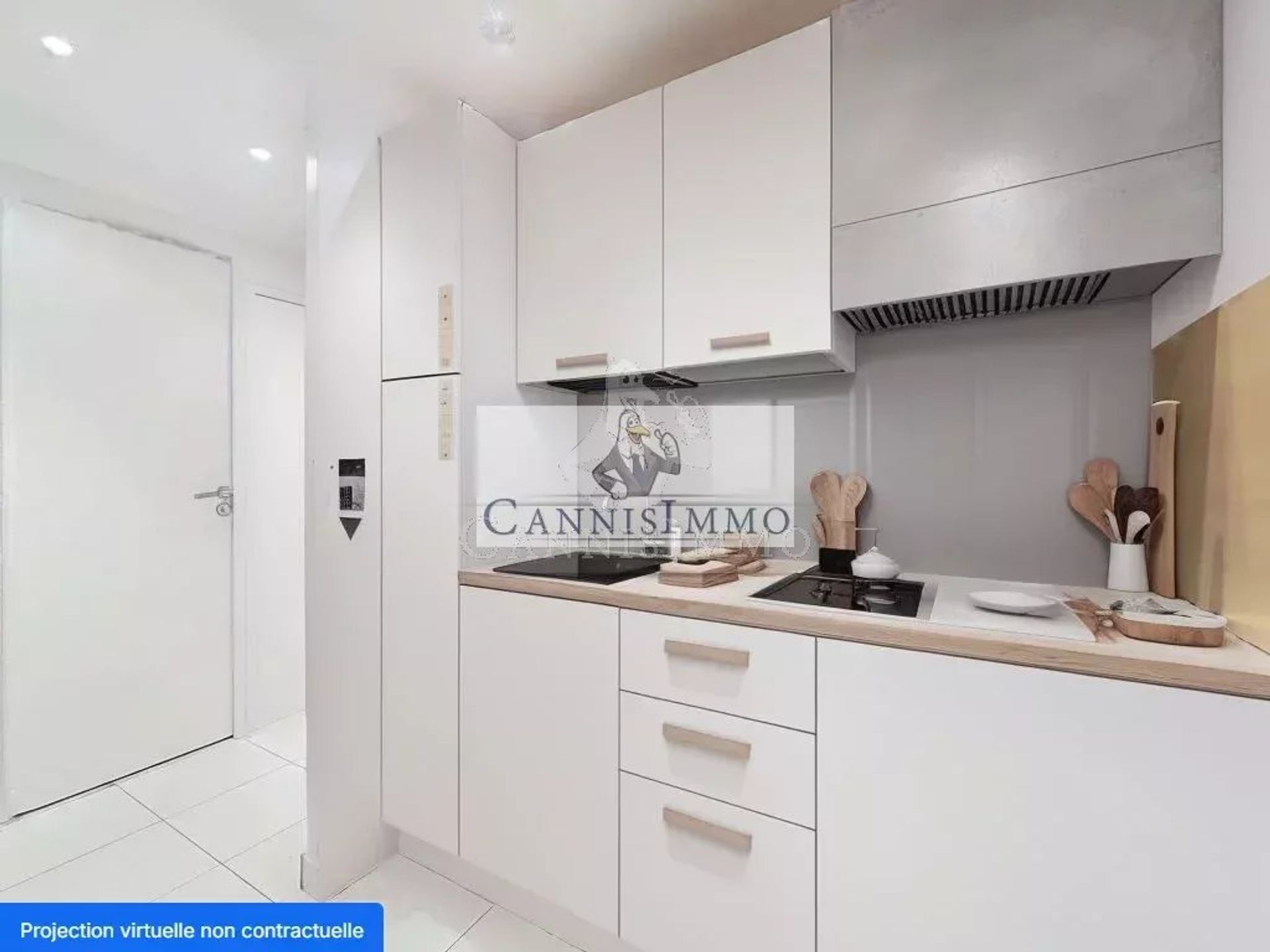 Osakehuoneisto sisään Cannes, Provence-Alpes-Cote d'Azur 12862625