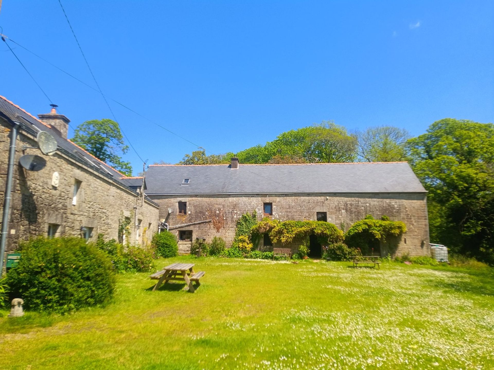 Rumah di Guern, Brittany 12862876