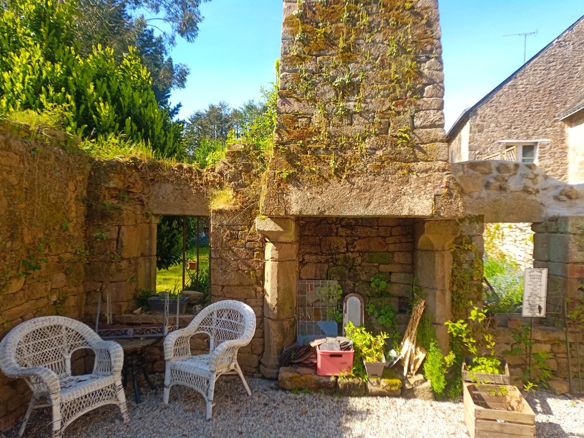 Rumah di Guémené-sur-Scorff, Brittany 12862882