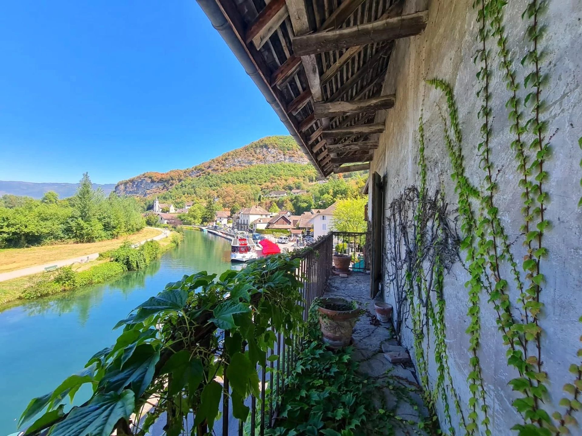 سكني في Chanaz, Savoie 12862991