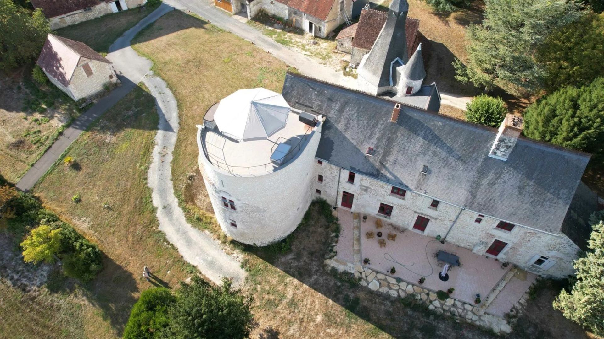 Hus i Manthelan, Indre-et-Loire 12862996