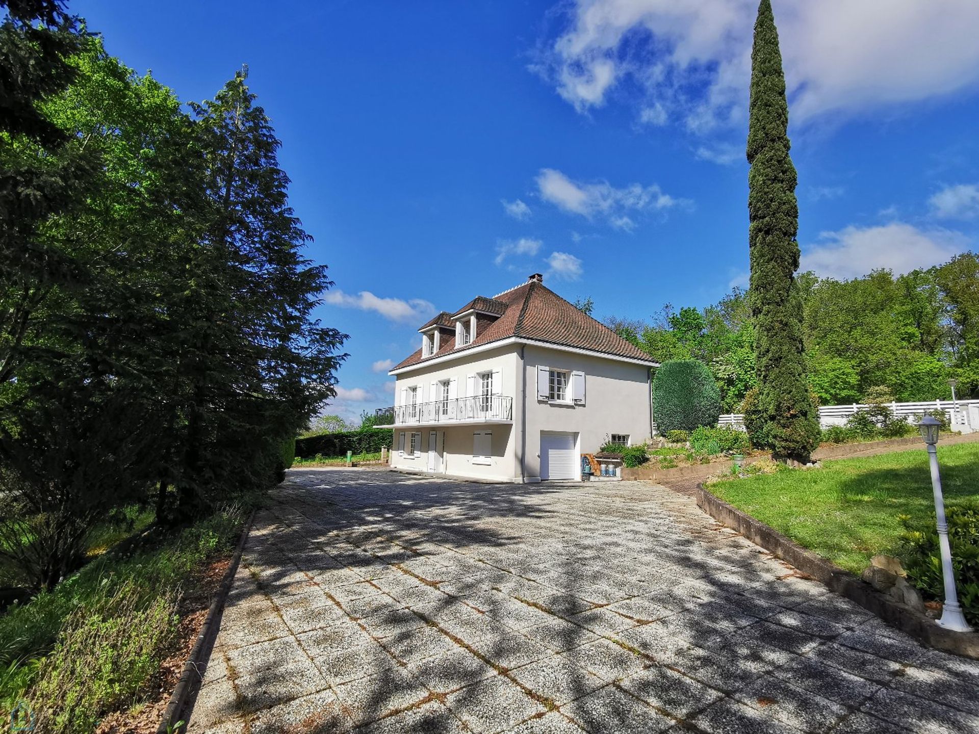 بيت في Saint-Ouen-les-Vignes, سنتر فال دو لوار 12863053