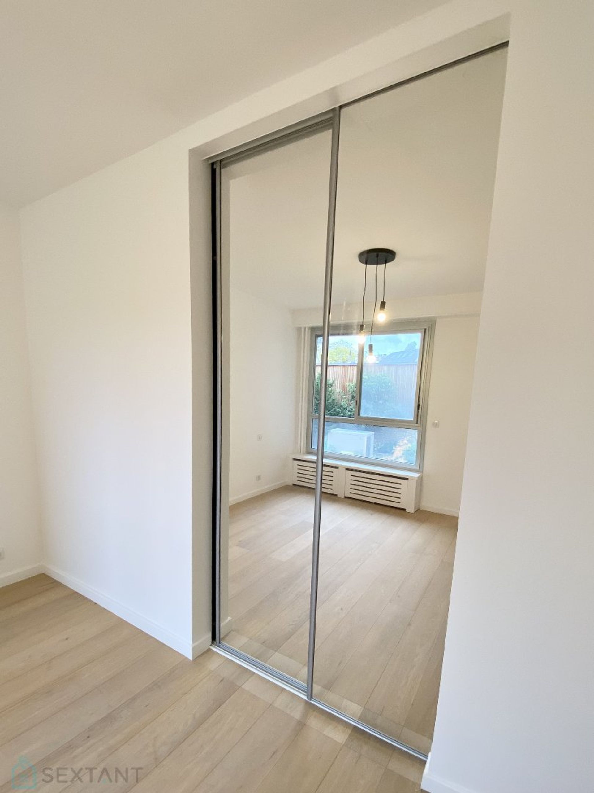 Osakehuoneisto sisään Neuilly-sur-Seine, Île-de-France 12863064