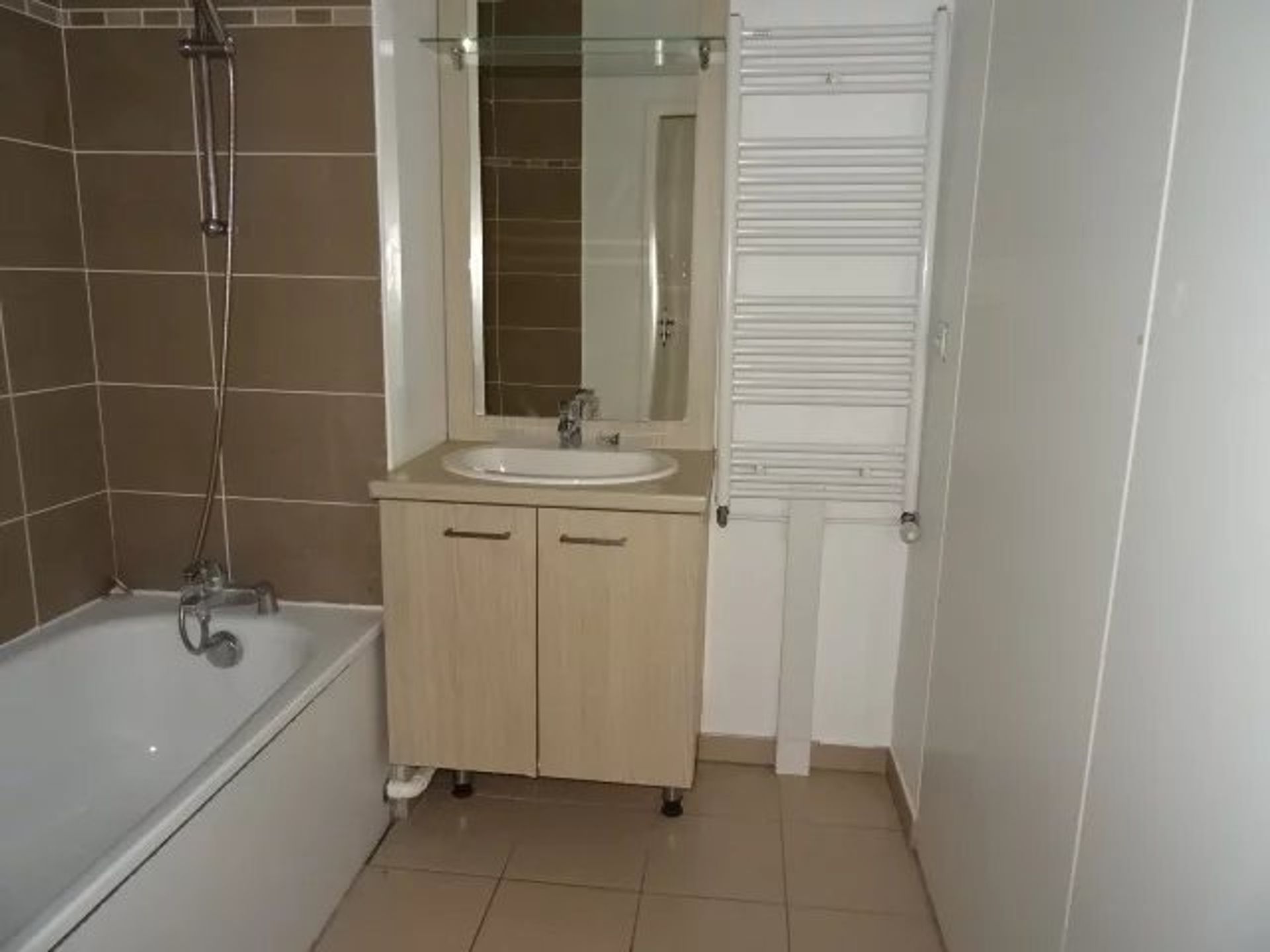 Condominium in Morangis, Essonne 12863285