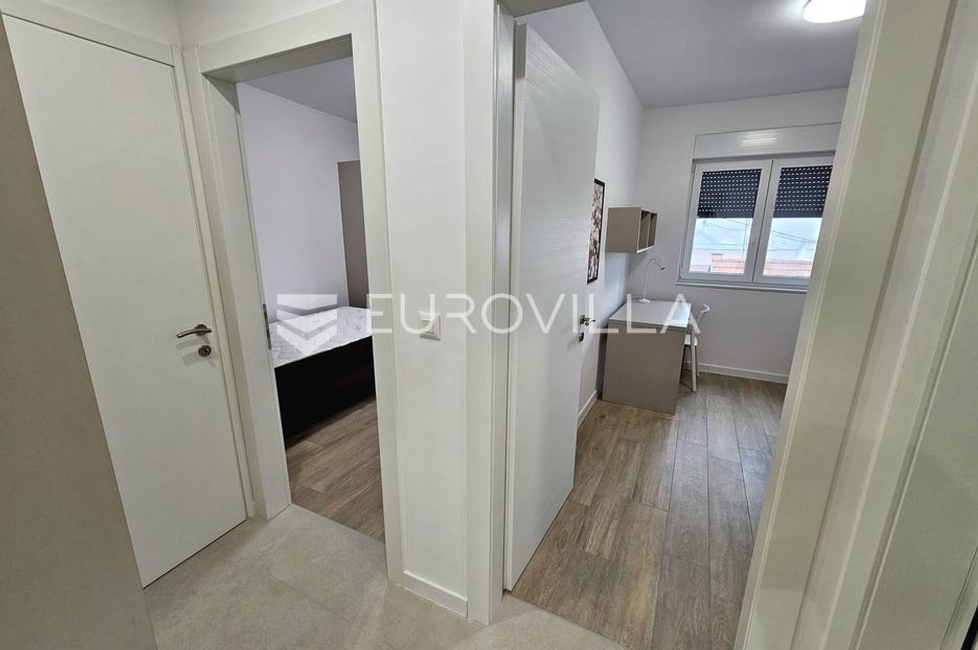 Condominium dans Osijek, Osječko-baranjska županija 12863351