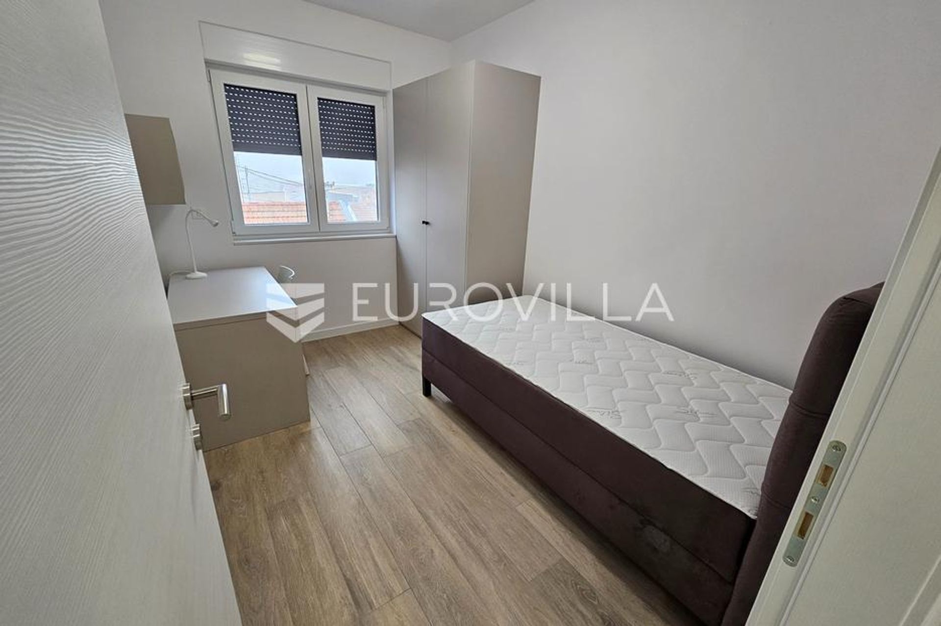 Condominium dans Osijek, Osječko-baranjska županija 12863351