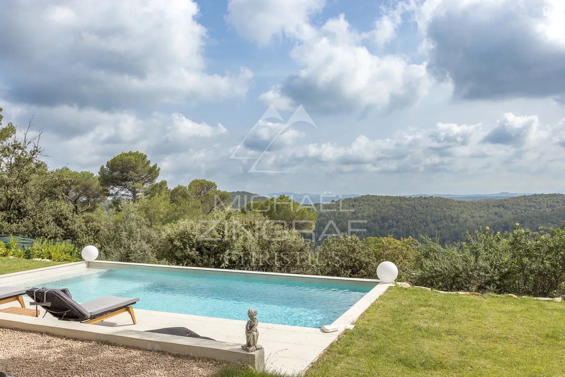 Residenziale nel Tourrettes-sur-Loup, Alpes-Maritimes 12863640