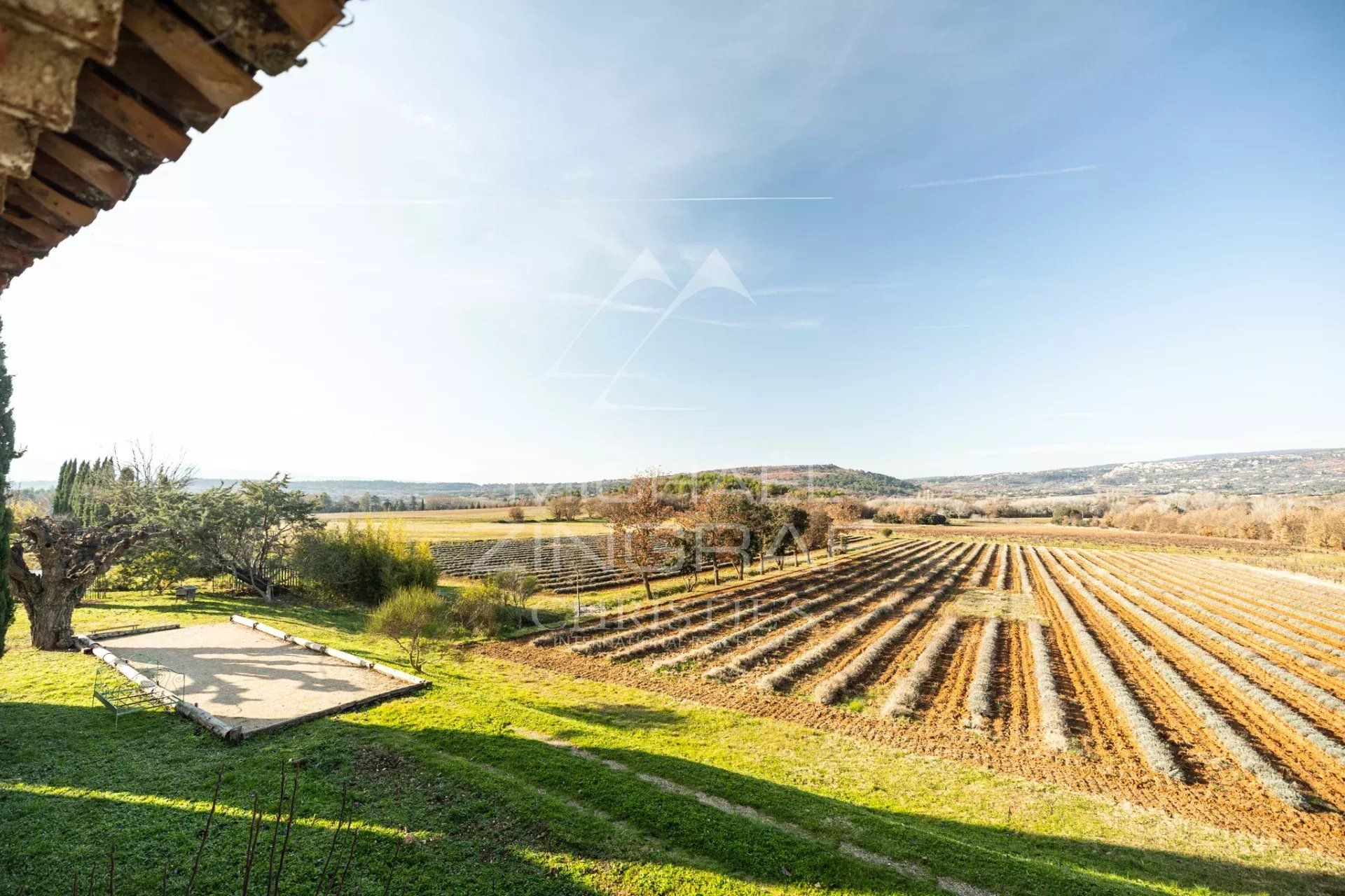 Otro en Goult, Provence-Alpes-Cote d'Azur 12863643