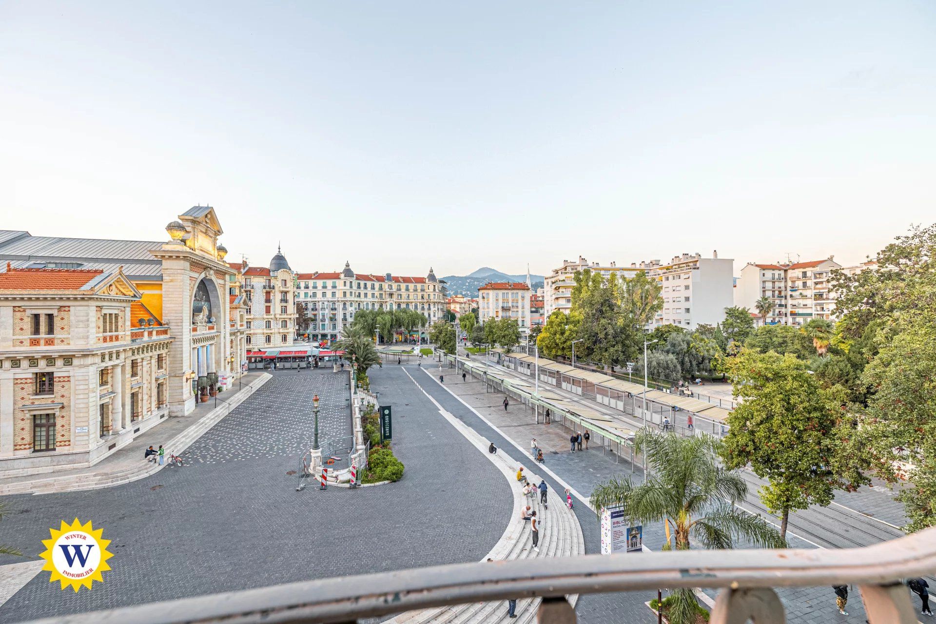 Eigentumswohnung im Hübsch, Provence-Alpes-Côte d'Azur 12863673