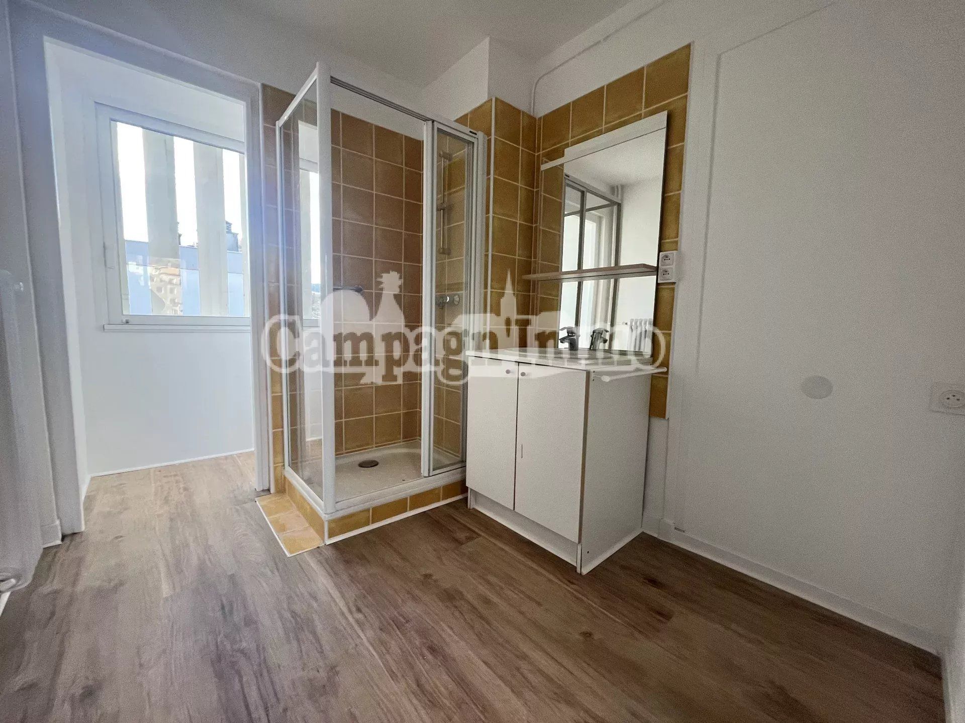 Condominio en Tarare, Rhône 12863725