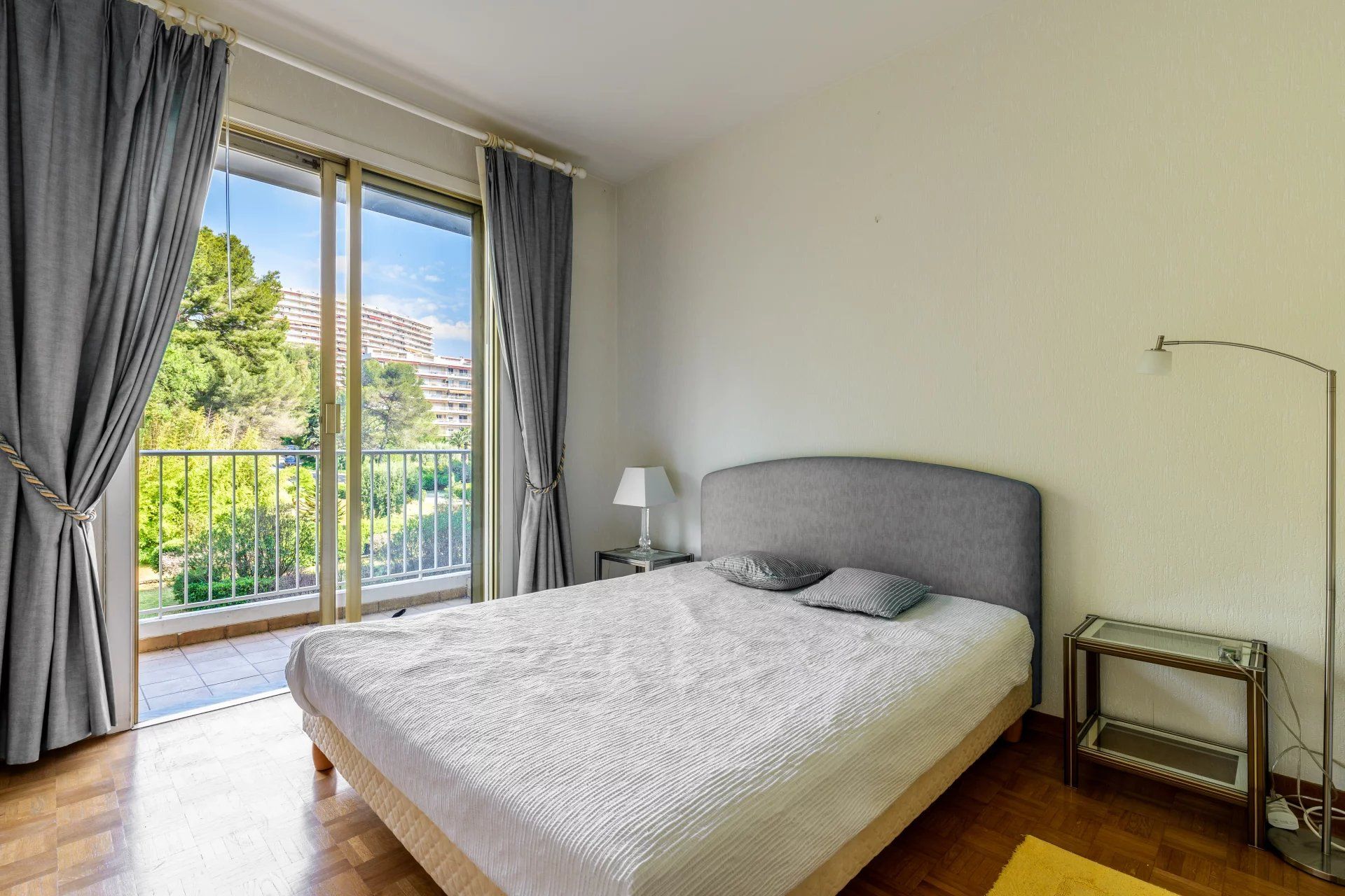 Residentieel in Cagnes-sur-Mer, Alpes-Maritimes 12863756