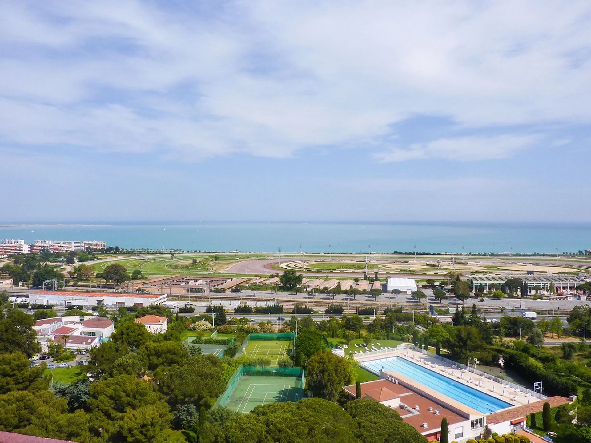 Residentieel in Cagnes-sur-Mer, Alpes-Maritimes 12863762