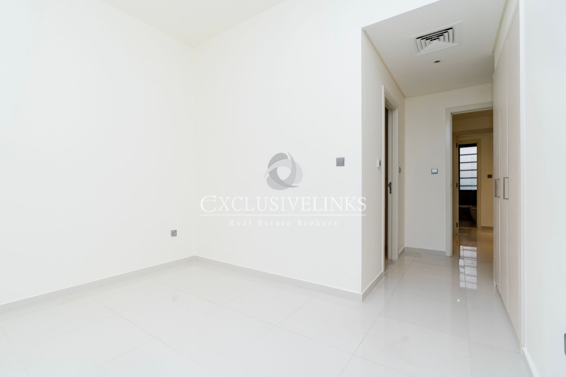 rumah dalam Dubai, Dubai 12864068