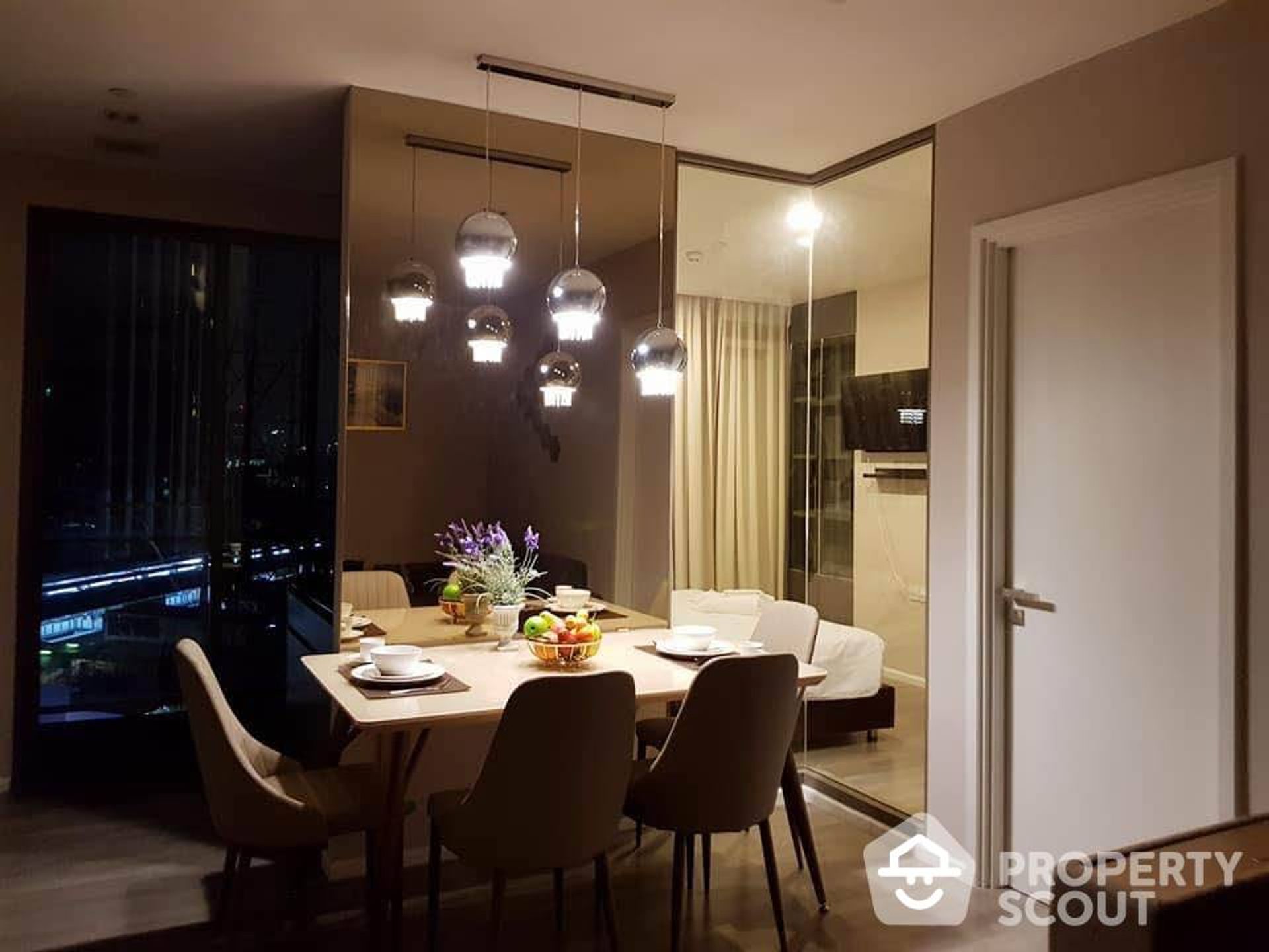 Condominium in Phra Khanong, Krung Thep Maha Nakhon 12864234