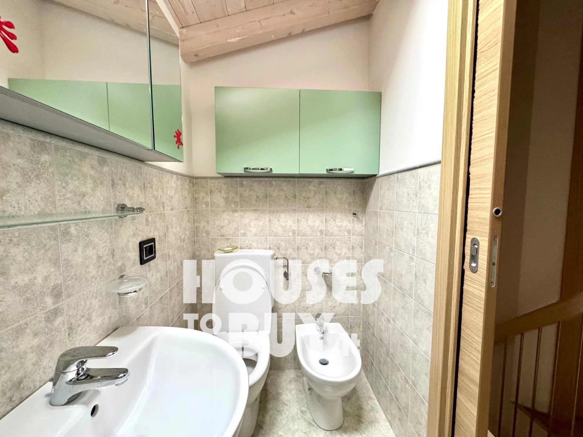 Casas Múltiplas no Parzanica, Bergamo 12864436