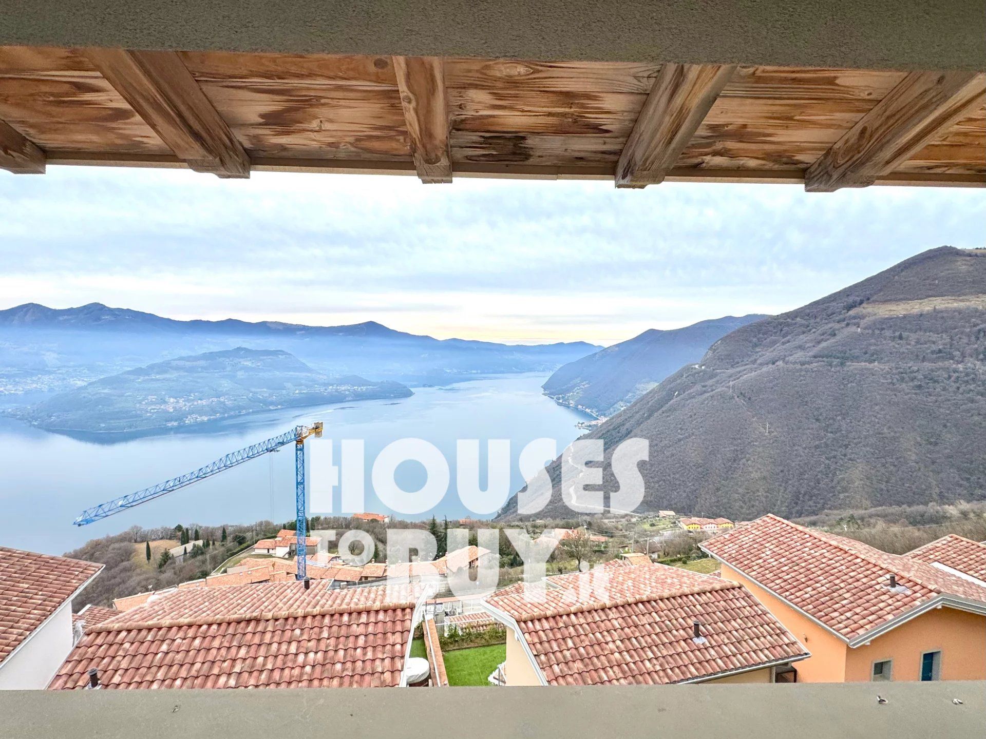 Casas Múltiplas no Parzanica, Bergamo 12864436