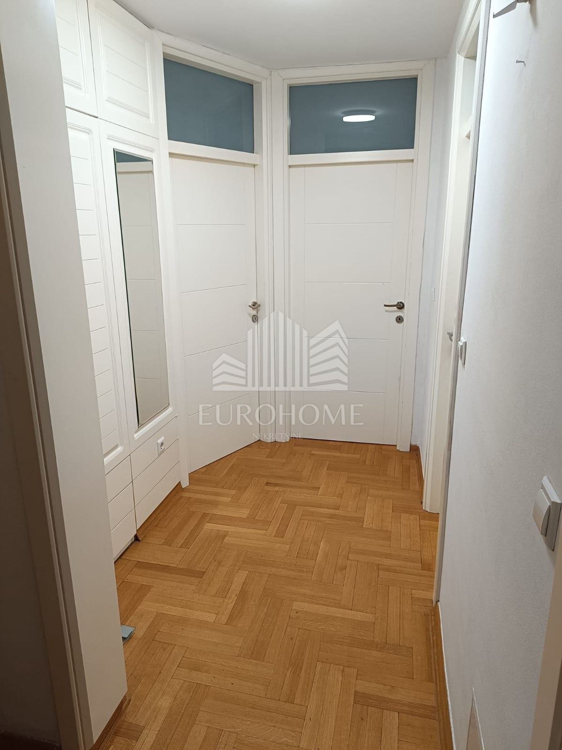 Condominio en Zagreb, Grad Zagreb 12864987