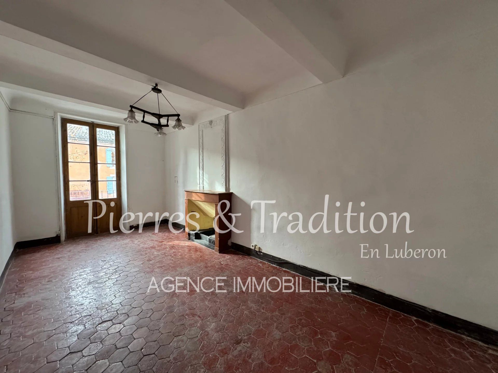 жилой дом в Cereste, Provence-Alpes-Cote d'Azur 12865093