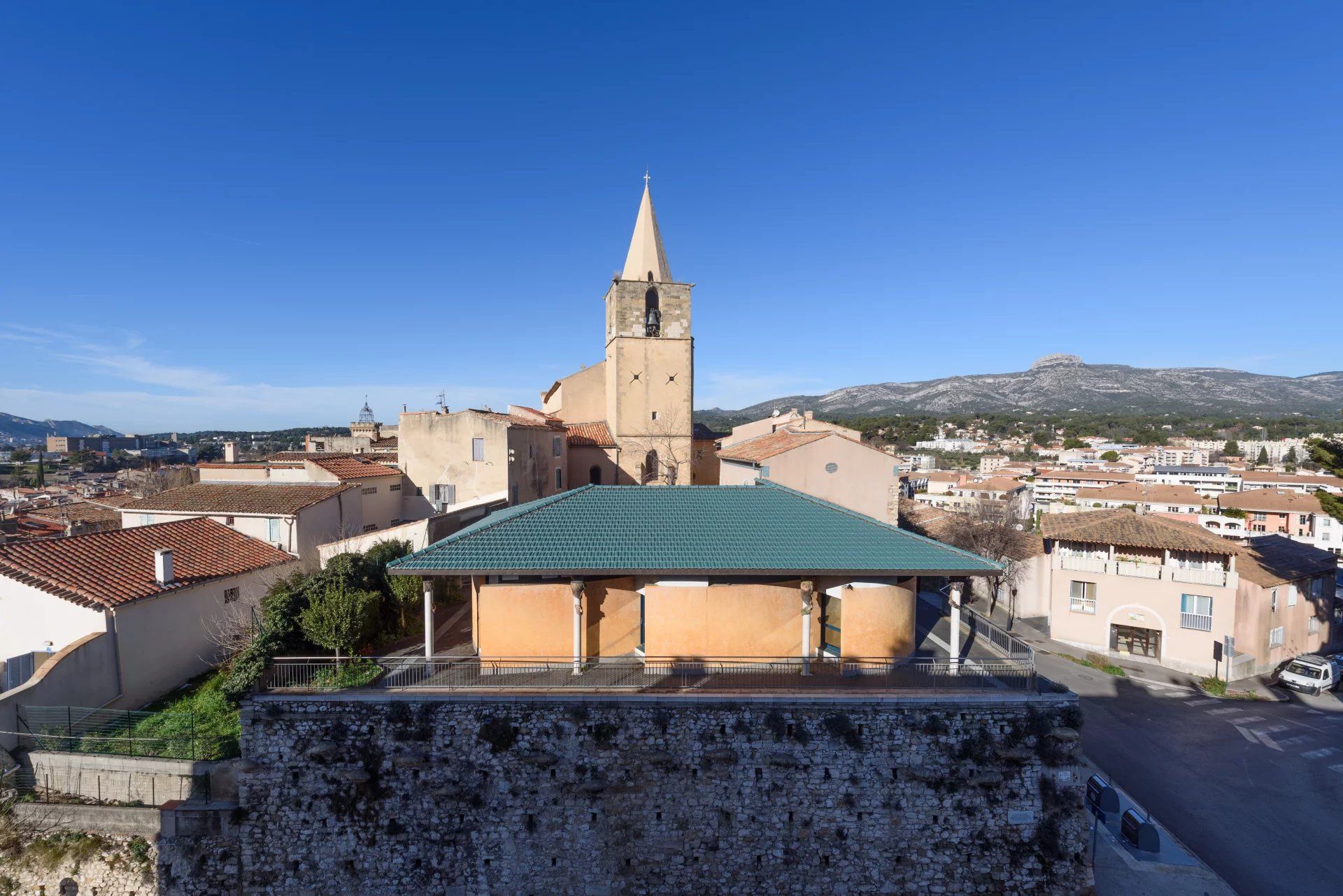 公寓 在 Aubagne, Provence-Alpes-Cote d'Azur 12865100